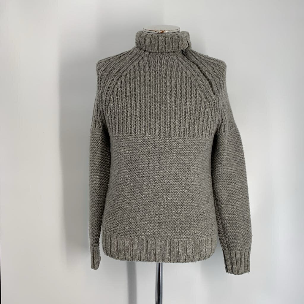 Banana Republic Sweater