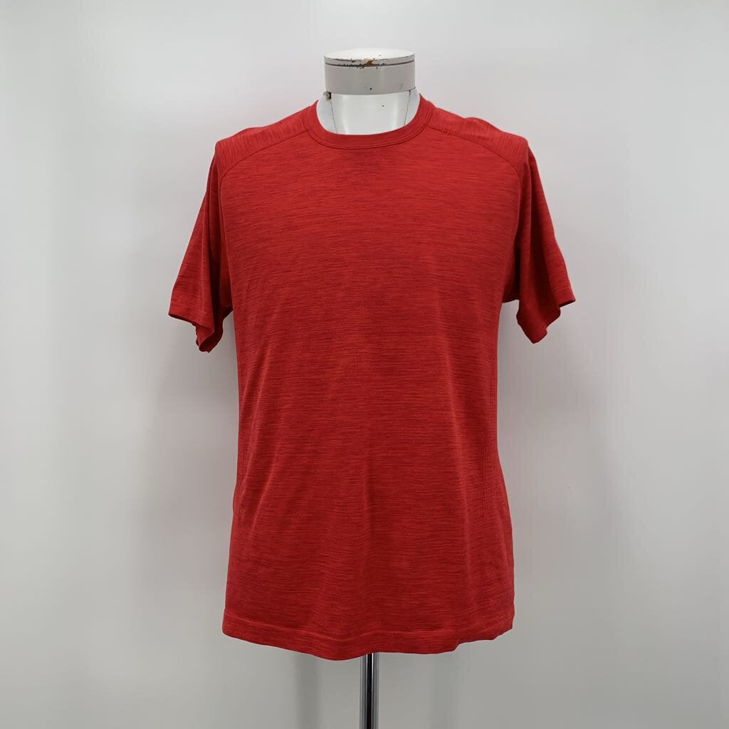 Lululemon T-Shirt