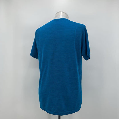 Lululemon T-Shirt