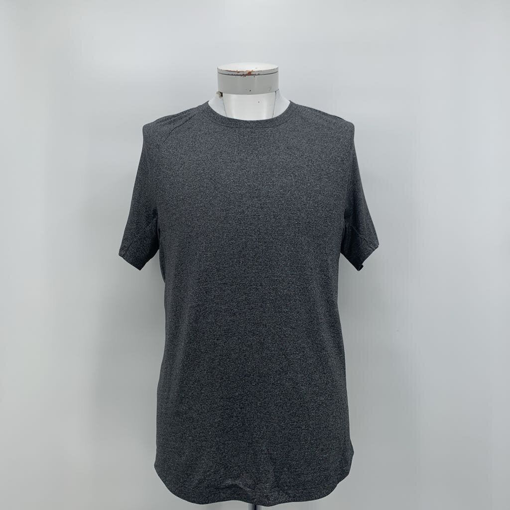 Lululemon T-Shirt