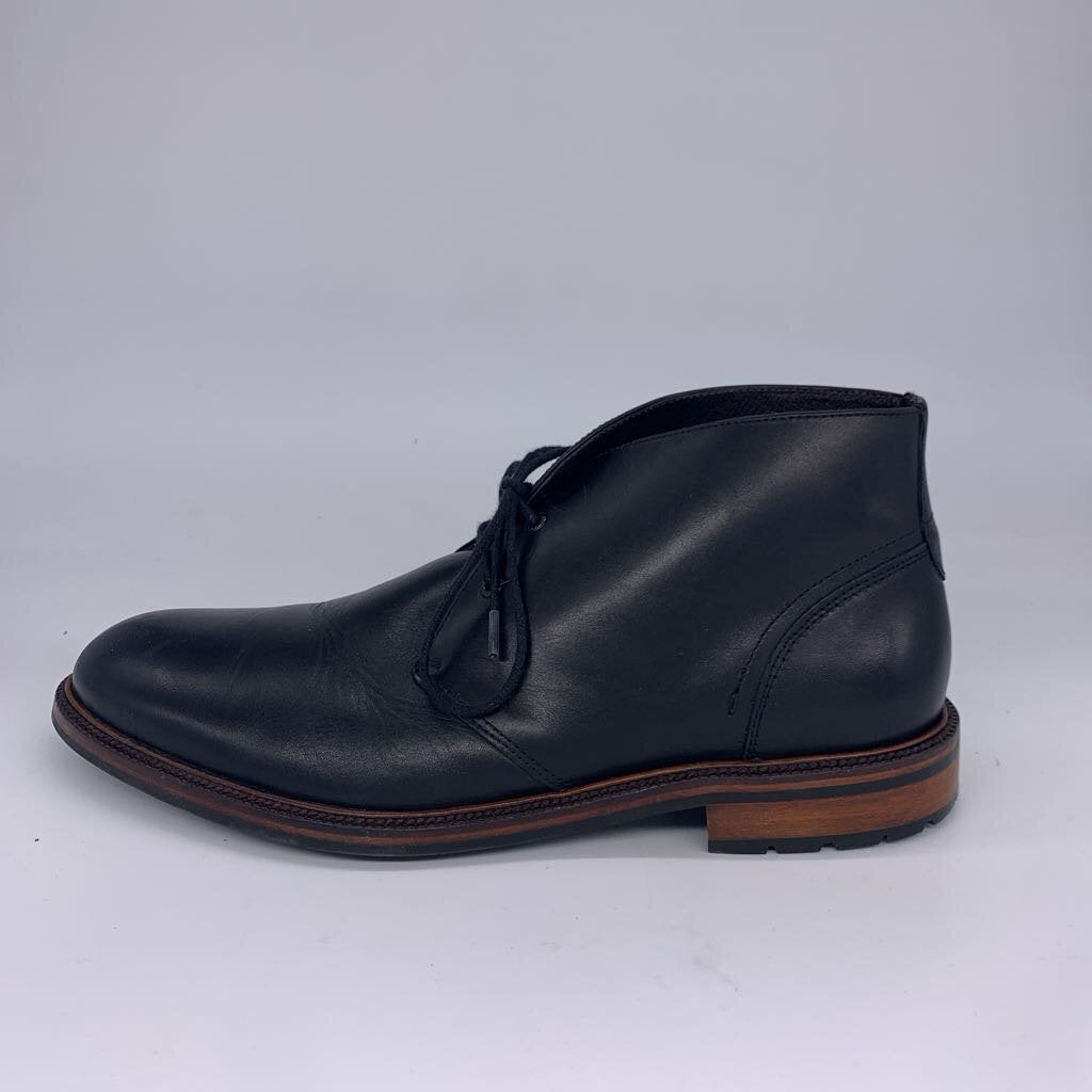 Johsnton & Murphy Chukka Boots