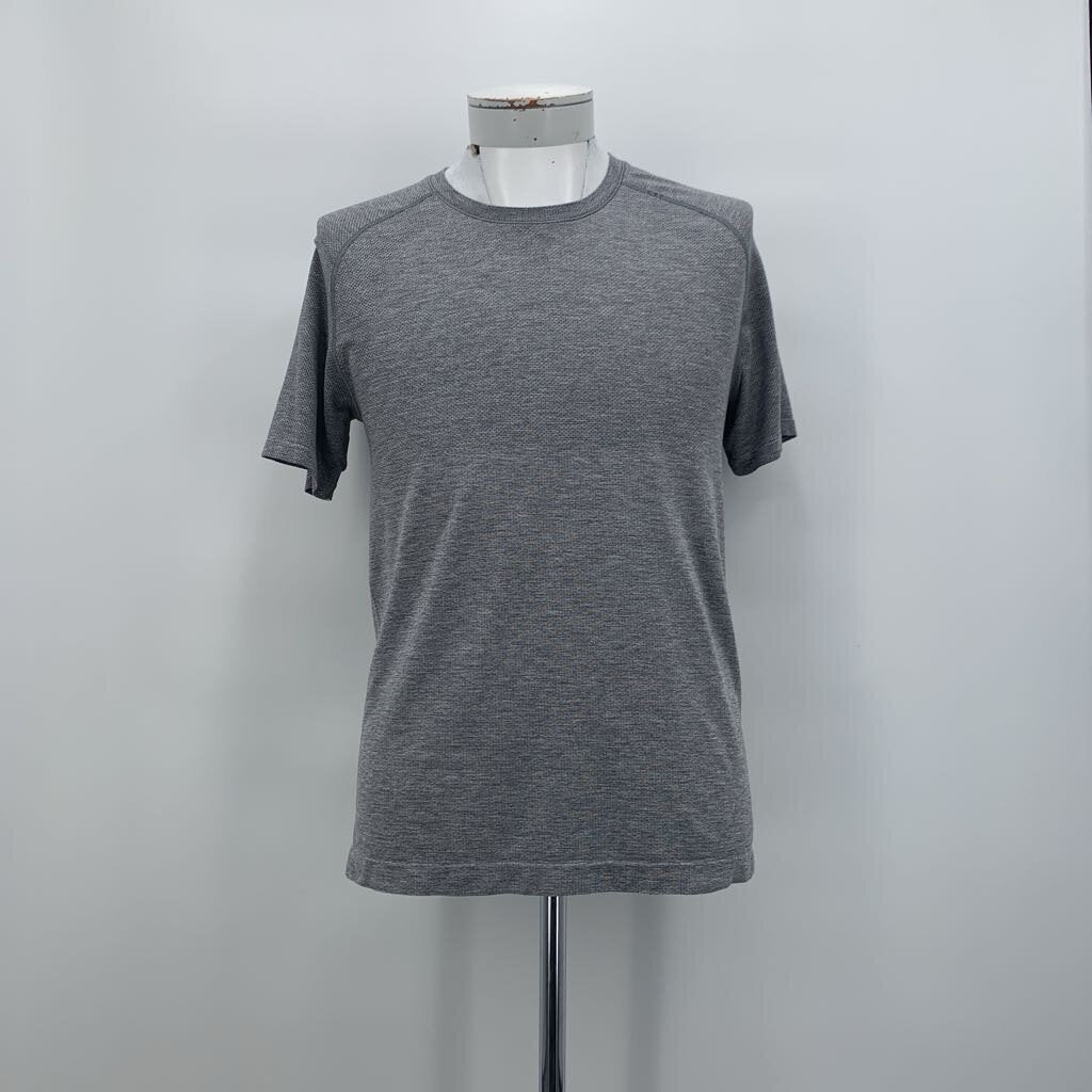 Lululemon T-Shirt