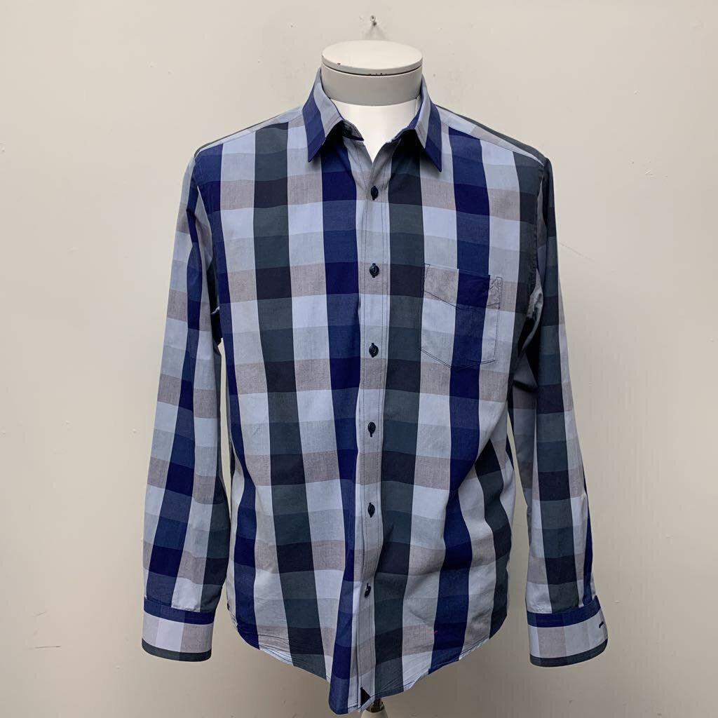 UnTuckit Shirt